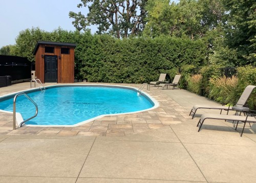 Pool - 204-30 Boul. Quinn, Longueuil (Le Vieux-Longueuil), QC - Outdoor With In Ground Pool