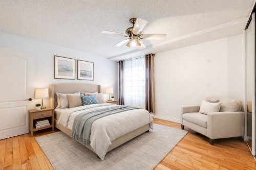 Master Bedroom - 204-30 Boul. Quinn, Longueuil (Le Vieux-Longueuil), QC - Indoor Photo Showing Bedroom