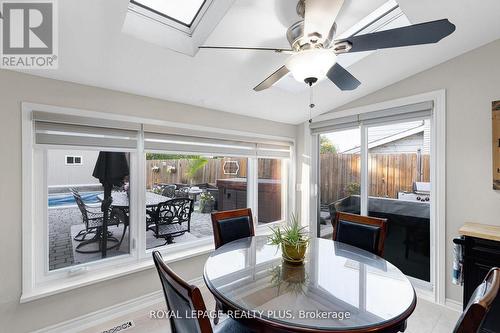 2063 Cavendish Drive, Burlington, ON - Indoor Photo Showing Dining Room