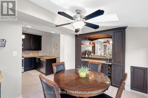 2063 Cavendish Drive, Burlington, ON - Indoor Photo Showing Dining Room
