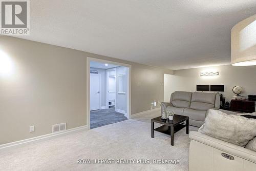 2063 Cavendish Drive, Burlington, ON - Indoor