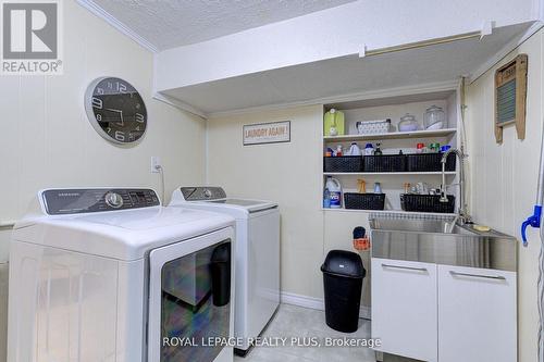 2063 Cavendish Drive, Burlington, ON - Indoor Photo Showing Laundry Room