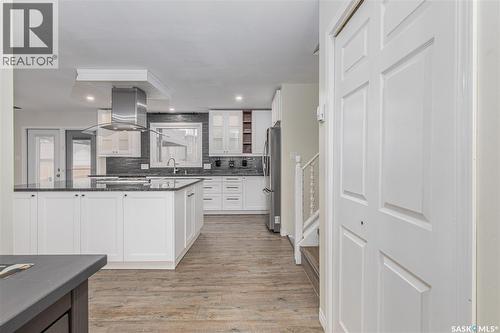 1266 Maybery Crescent, Moose Jaw, SK - Indoor Photo Showing Kitchen