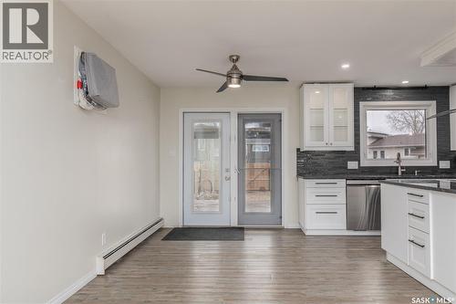 1266 Maybery Crescent, Moose Jaw, SK - Indoor Photo Showing Kitchen