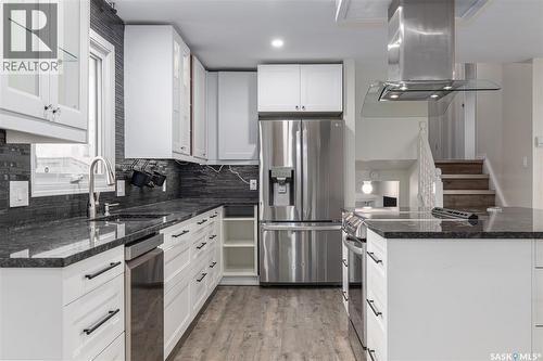 1266 Maybery Crescent, Moose Jaw, SK - Indoor Photo Showing Kitchen With Upgraded Kitchen