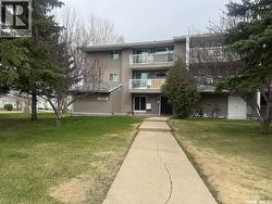 207 1808 Eaglesham AVENUE Weyburn, SK S4T 2R1