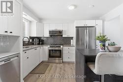 10 - 3322 ADDISON AVENUE Niagara Falls (Church's Lane), ON L2J 3L1