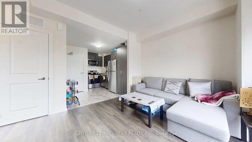 43 - 30 Liben Way, Toronto, ON - Indoor Photo Showing Other Room