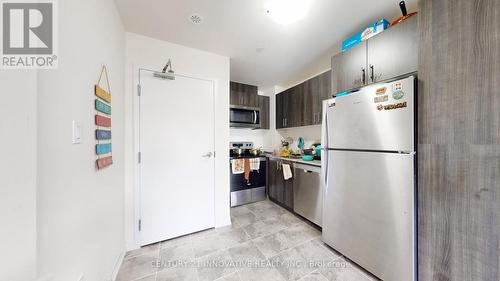 43 - 30 Liben Way, Toronto, ON - Indoor Photo Showing Kitchen