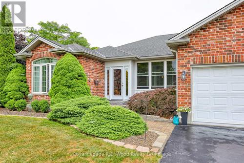 Front entry way - 36 Morning Glory Drive, Tillsonburg, ON - Outdoor
