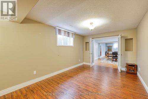 Basement bedroom with double doors - 36 Morning Glory Drive, Tillsonburg, ON - Indoor Photo Showing Other Room