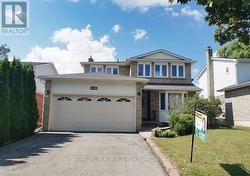 149 HUNTINGTON PARK DRIVE  Markham, ON L3T 7K1