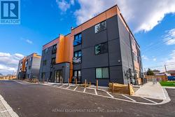 304 - 259 KING STREET E Hamilton, ON L8G 1M1