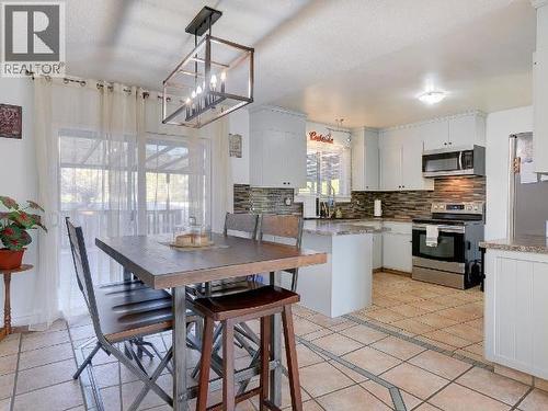 1334 Hook Drive, Kamloops, BC - Indoor