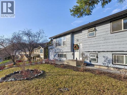 1334 Hook Drive, Kamloops, BC - Outdoor