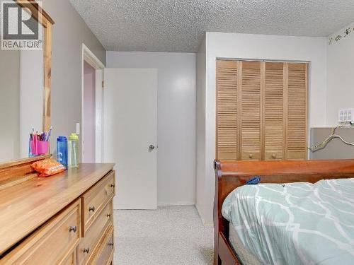 1334 Hook Drive, Kamloops, BC - Indoor Photo Showing Bedroom