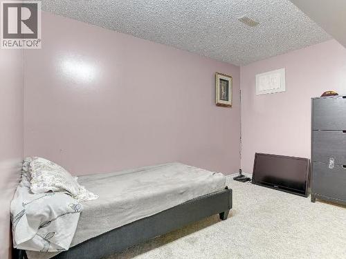 1334 Hook Drive, Kamloops, BC - Indoor Photo Showing Bedroom