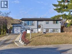 1334 HOOK Drive Kamloops, BC V2B 7S9