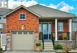 14 SUMMER LANE Peterborough (Northcrest Ward 5), ON K9L 0G4