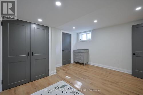 1484 Moss Glen Road, Burlington, ON - Indoor