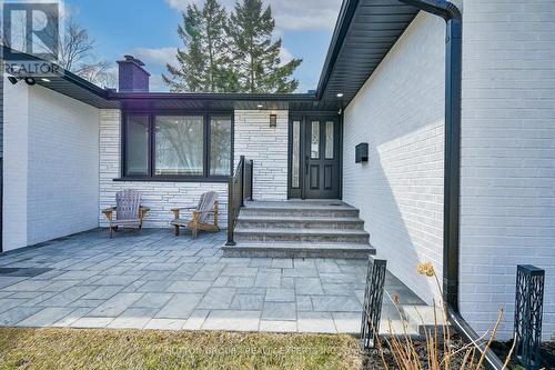1484 Moss Glen Road, Burlington, ON - Outdoor With Exterior