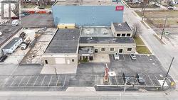 261 SHEPHERD  Windsor, ON N8X 2K5