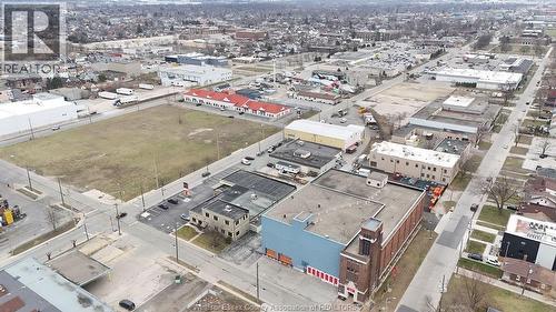 261 Shepherd, Windsor, ON 