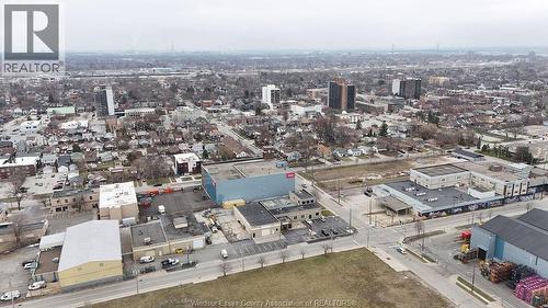 261 Shepherd, Windsor, ON 