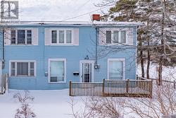 815 Topsail Road  Mount Pearl, NL A1N 3J6