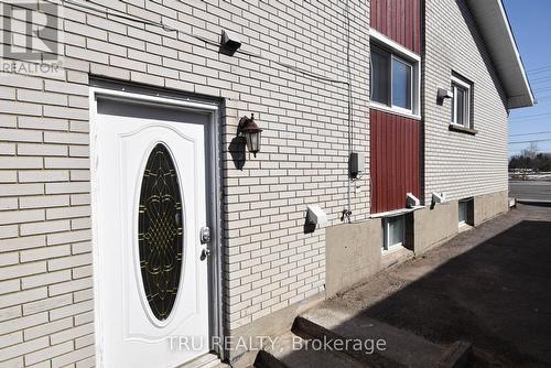1847 Walkley Road, Ottawa, ON - Outdoor