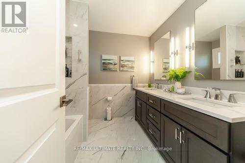 2589 Trident Avenue, Mississauga, ON - Indoor Photo Showing Bathroom