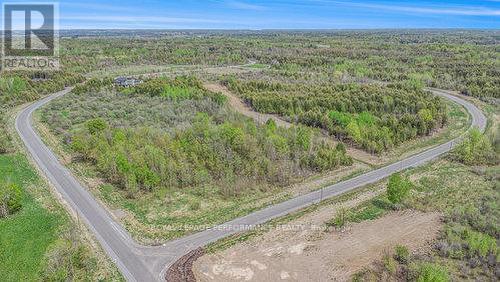 7 Mcdonell Crescent, Ottawa, ON 