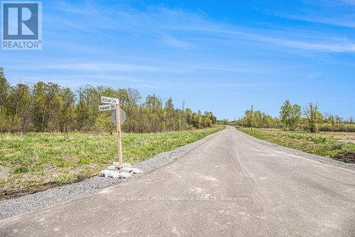 7 Mcdonell Crescent, Ottawa, ON 