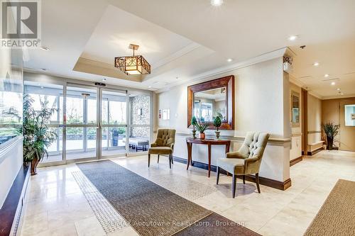 401 - 212 Kerr Street, Oakville (Co Central), ON - Indoor Photo Showing Other Room