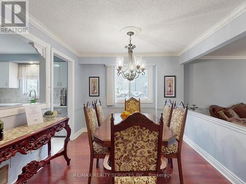 9 Malabar Crescent, Brampton, ON - Indoor Photo Showing Dining Room