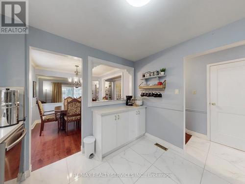 9 Malabar Crescent, Brampton, ON - Indoor