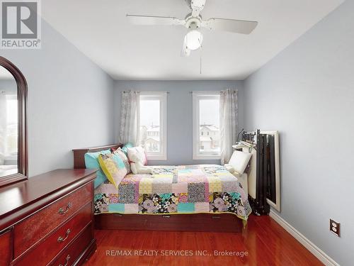 9 Malabar Crescent, Brampton, ON - Indoor Photo Showing Bedroom