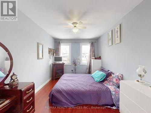 9 Malabar Crescent, Brampton, ON - Indoor Photo Showing Bedroom