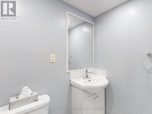 9 Malabar Crescent, Brampton, ON - Indoor Photo Showing Bathroom