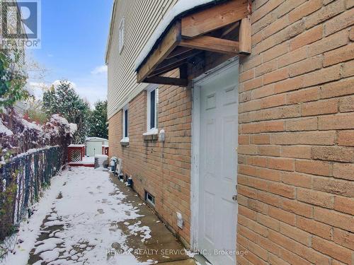 9 Malabar Crescent, Brampton, ON - Outdoor With Exterior