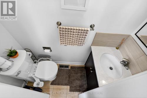 74 Heathcliffe Square, Brampton, ON - Indoor Photo Showing Bathroom