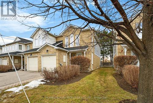 74 Heathcliffe Square, Brampton, ON - Outdoor