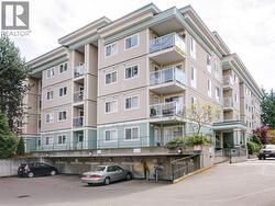 203 689 Bay St Victoria, BC V8T 5H9