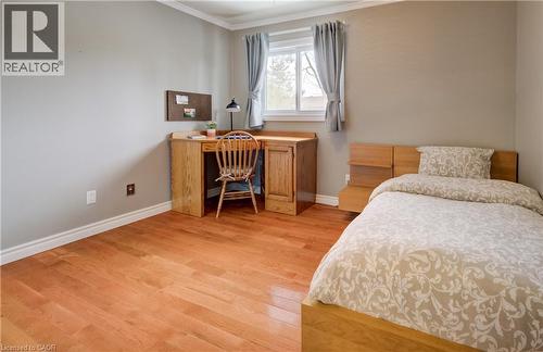 Lots of room for your family with 3 spacious bedrooms. - 54 Glenwood Drive, Kitchener, ON - Indoor Photo Showing Bedroom