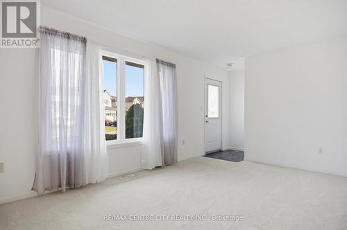 14 Juno Drive, St. Thomas, ON - Indoor Photo Showing Other Room