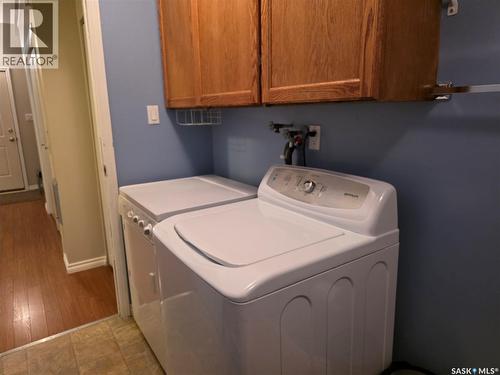 626 Jan Avenue, South Lake, SK - Indoor Photo Showing Laundry Room