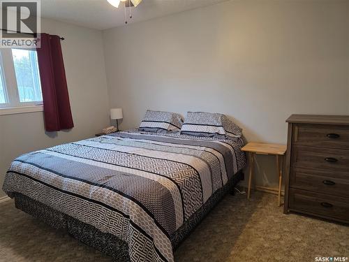 626 Jan Avenue, South Lake, SK - Indoor Photo Showing Bedroom