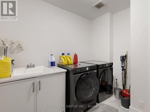 88 Harvey Bunker Crescent, Markham, ON - Indoor Photo Showing Laundry Room