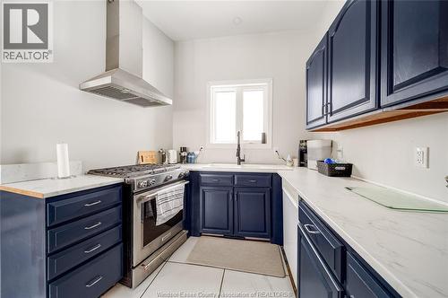 856 Talbot, Lakeshore, ON - Indoor Photo Showing Kitchen With Double Sink