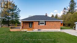 105 JOHN STREET  Georgian Bluffs, ON N0H 2T0